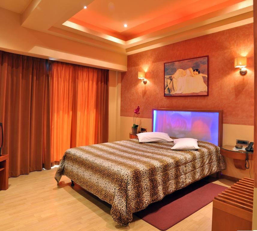 Hotel Bella Vista Пирей Номер фото